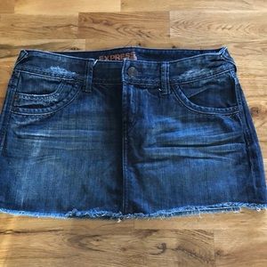 Express mini skirt